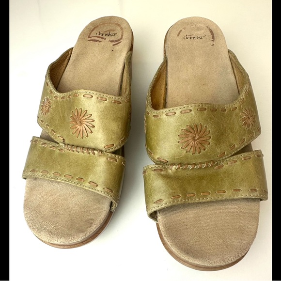 DANSKO Sunny Clogs Sandals Sage Green Leather Shoes Slip Ons Stitching Comfort - Picture 3 of 14